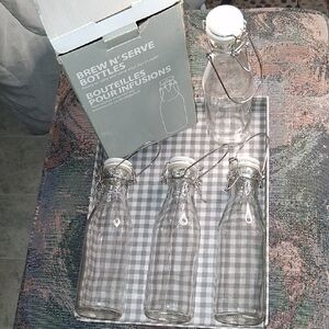 New Sipology. Clear Glass Bottle Set of 4. Brew N Serve.